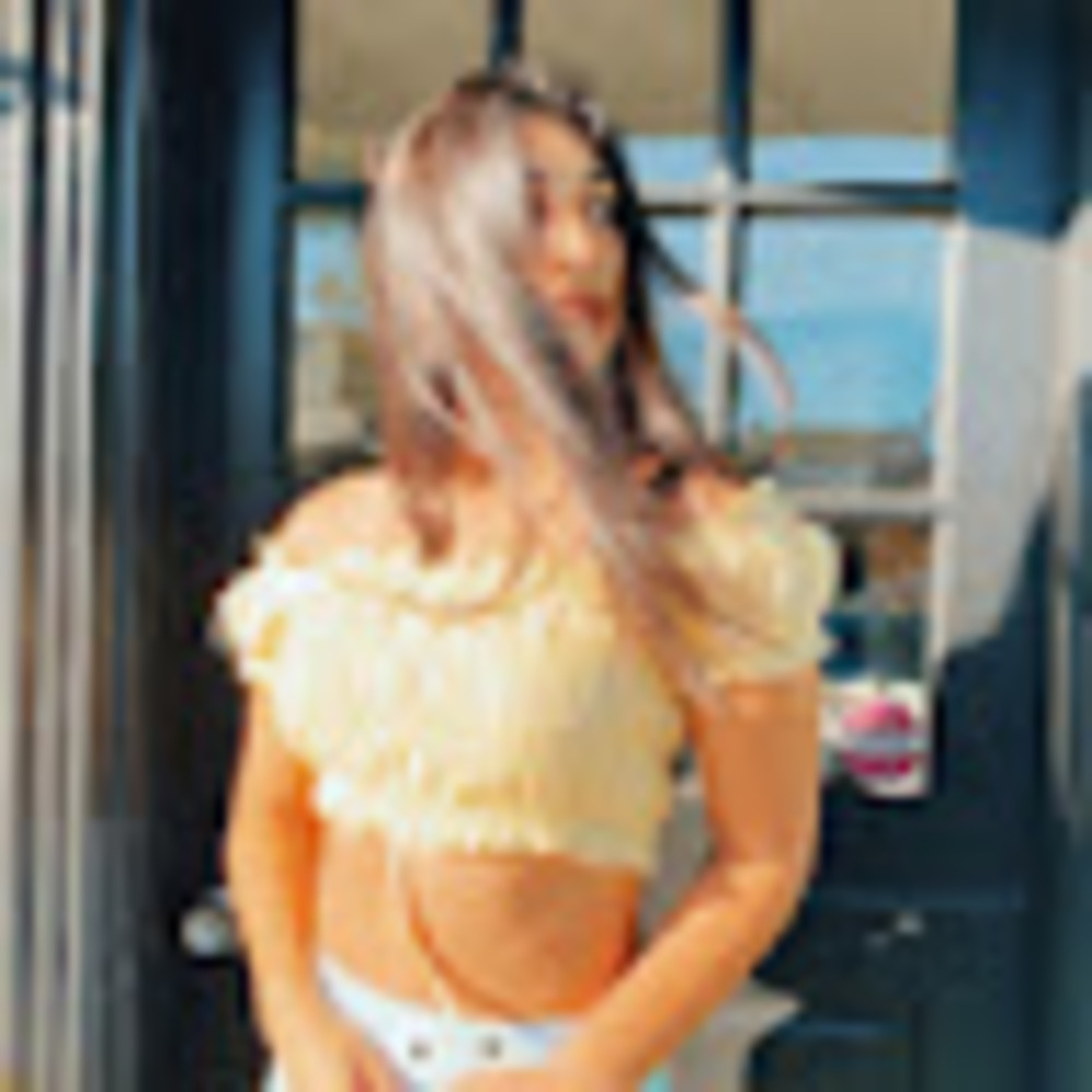 Meet your Posher, Nicole